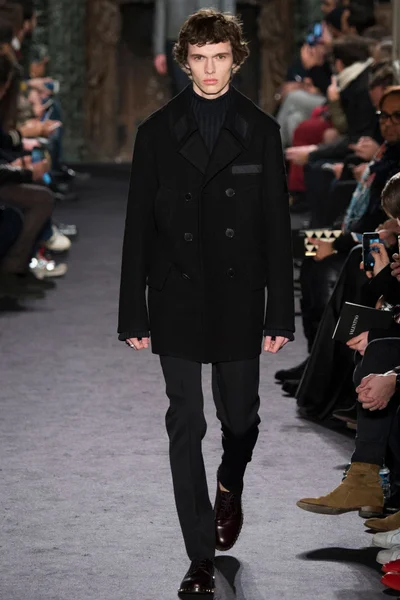 Look 5
